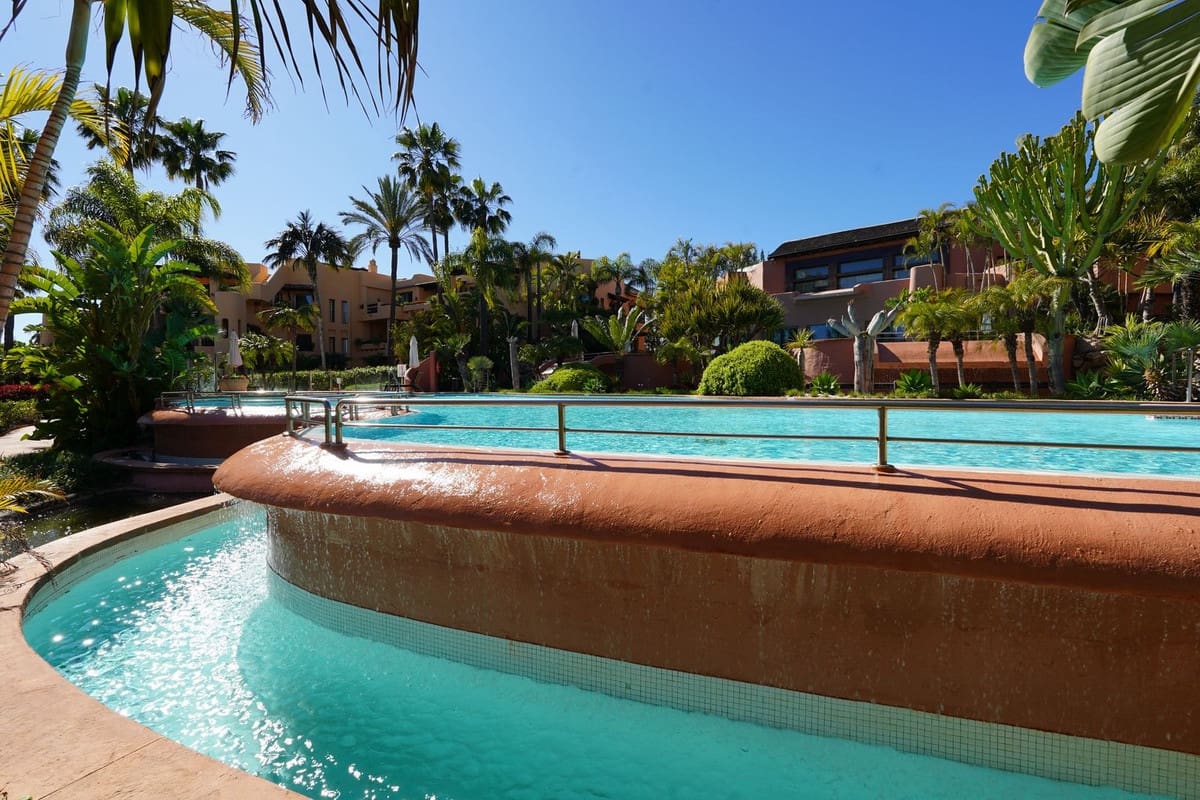 3 soveværelse Lejlighed til salg i Marbella med swimmingpool garage - € 1.575.000 (Ref: 9288462)