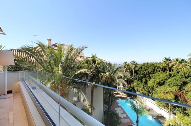 3 bedroom Apartment for sale in Golden Mile, Marbella with pool garage - € 2,400,000 (Ref: 9288463)