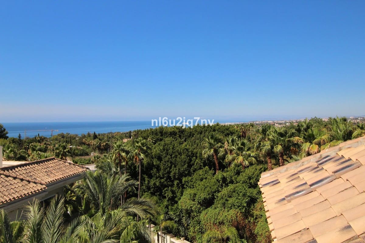 3 soveværelse Lejlighed til salg i Golden Mile med swimmingpool garage - € 2.400.000 (Ref: 9288463)