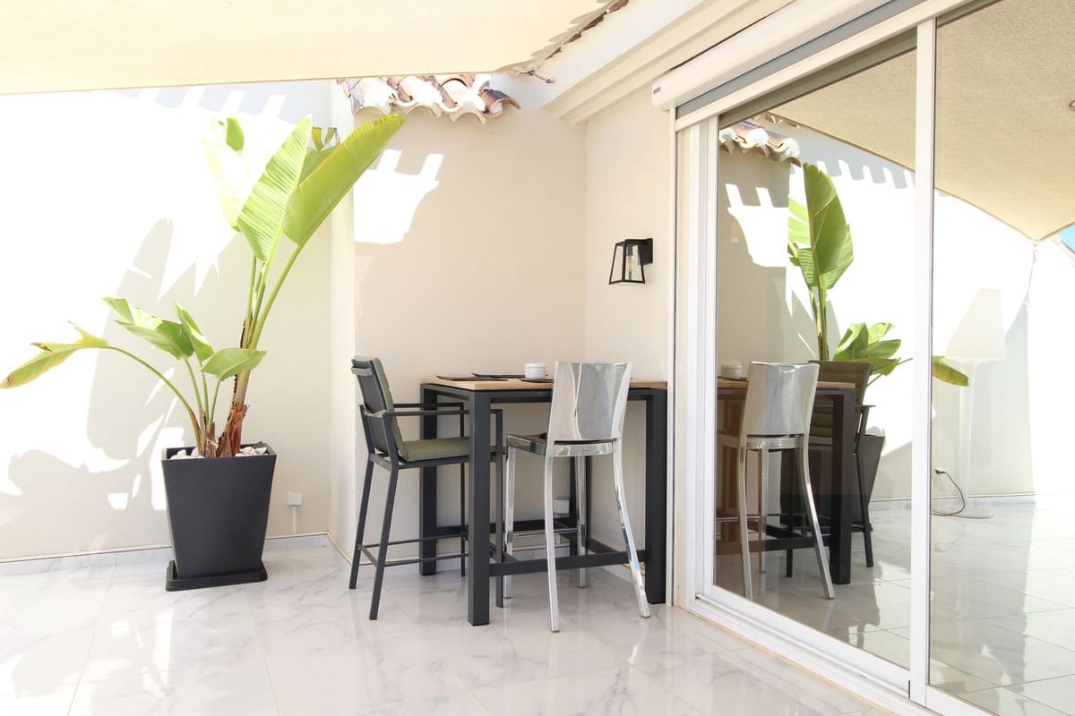 3 bedroom Apartment for sale in Golden Mile with pool garage - € 2,400,000 (Ref: 9288463)