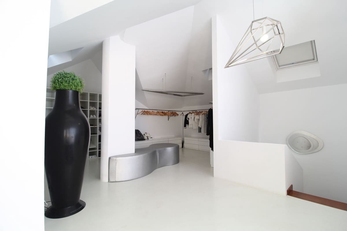 3 bedroom Apartment for sale in Golden Mile with pool garage - € 2,400,000 (Ref: 9288463)