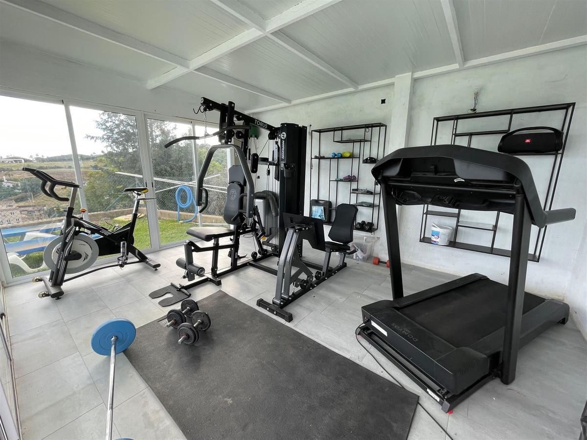 3 soverom Finca/Herregård til salgs i El Velerin med svømmebasseng - € 895 000 (Ref: 9288466)