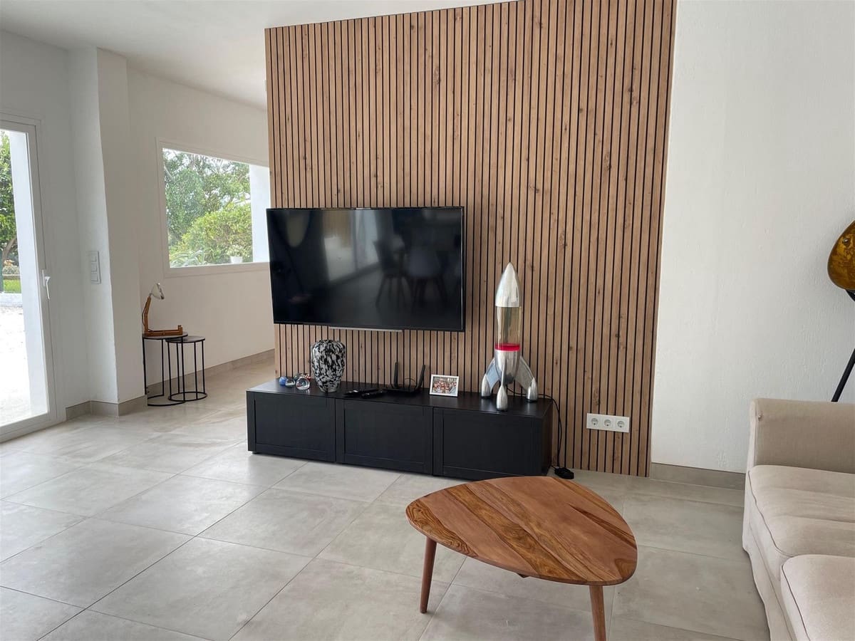 3 Zimmer Finca/Landgut zu verkaufen in El Velerin mit Pool - 950.000 € (Ref: 9288466)