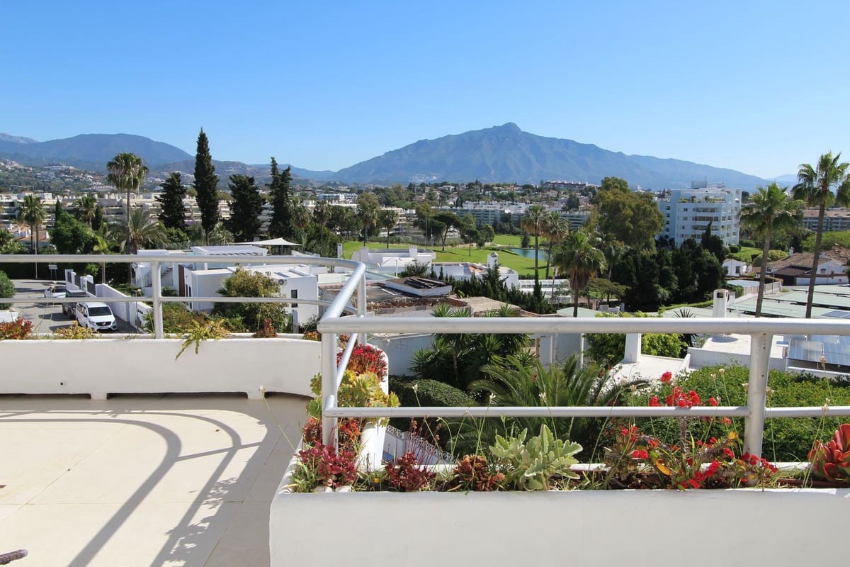 3 soveværelse Lejlighed til salg i Guadalmina - € 750.000 (Ref: 9288470)