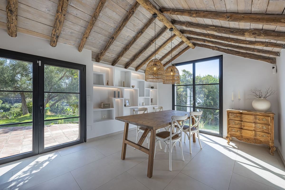 4 sovrum Villa till salu i Guadalmina - 1 650 000 € (Ref: 9288475)