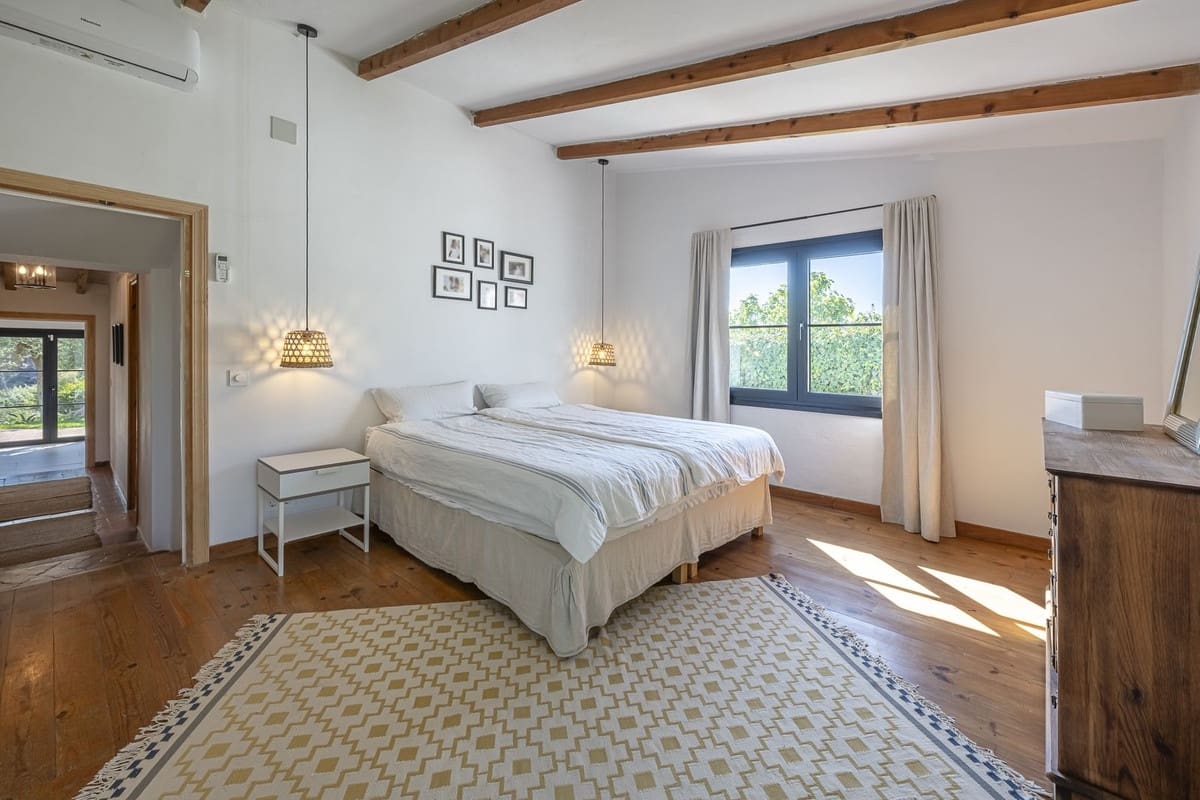 4 bedroom Villa for sale in Guadalmina - € 1,650,000 (Ref: 9288475)