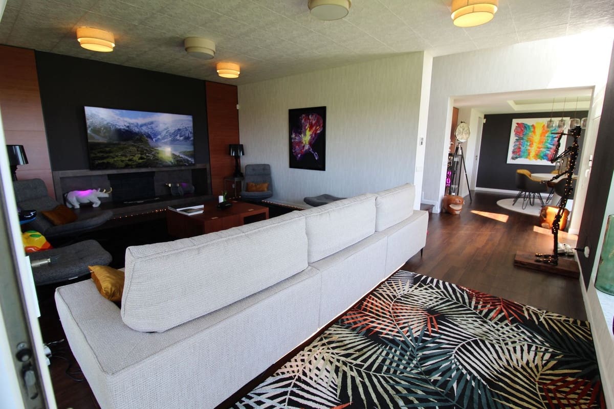 3 quarto Moradia para venda em Benahavis com piscina garagem - 1 750 000 € (Ref: 9288478)