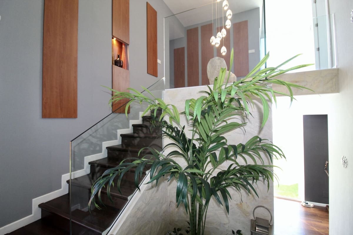 3 quarto Moradia para venda em Benahavis com piscina garagem - 1 750 000 € (Ref: 9288478)