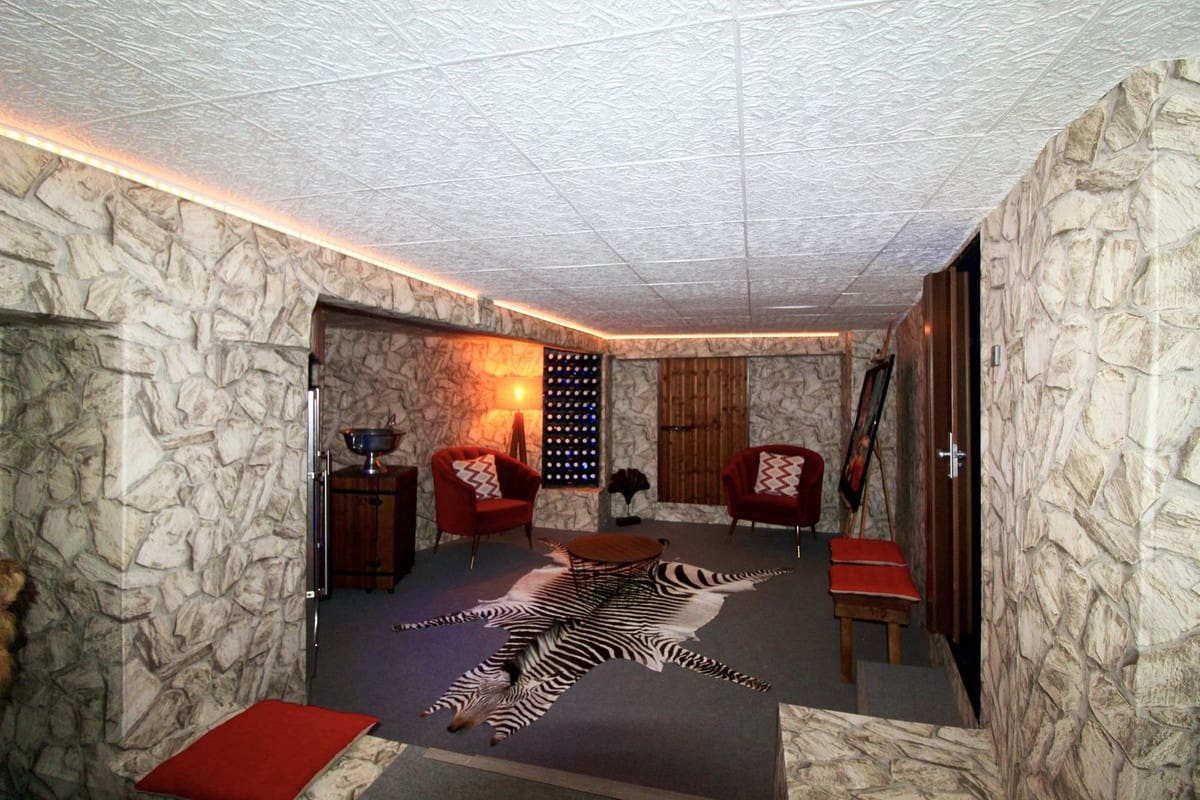 3 quarto Moradia para venda em Benahavis com piscina garagem - 1 750 000 € (Ref: 9288478)