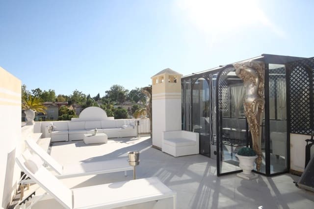 3 quarto Penthouse para venda em Guadalmina Alta, Marbella com piscina garagem - 720 000 € (Ref: 9288486)