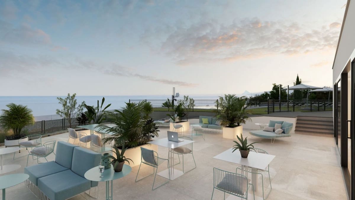 Apartamento de 2 habitaciones en Casares en venta con piscina garaje - 509.000 € (Ref: 9298807)