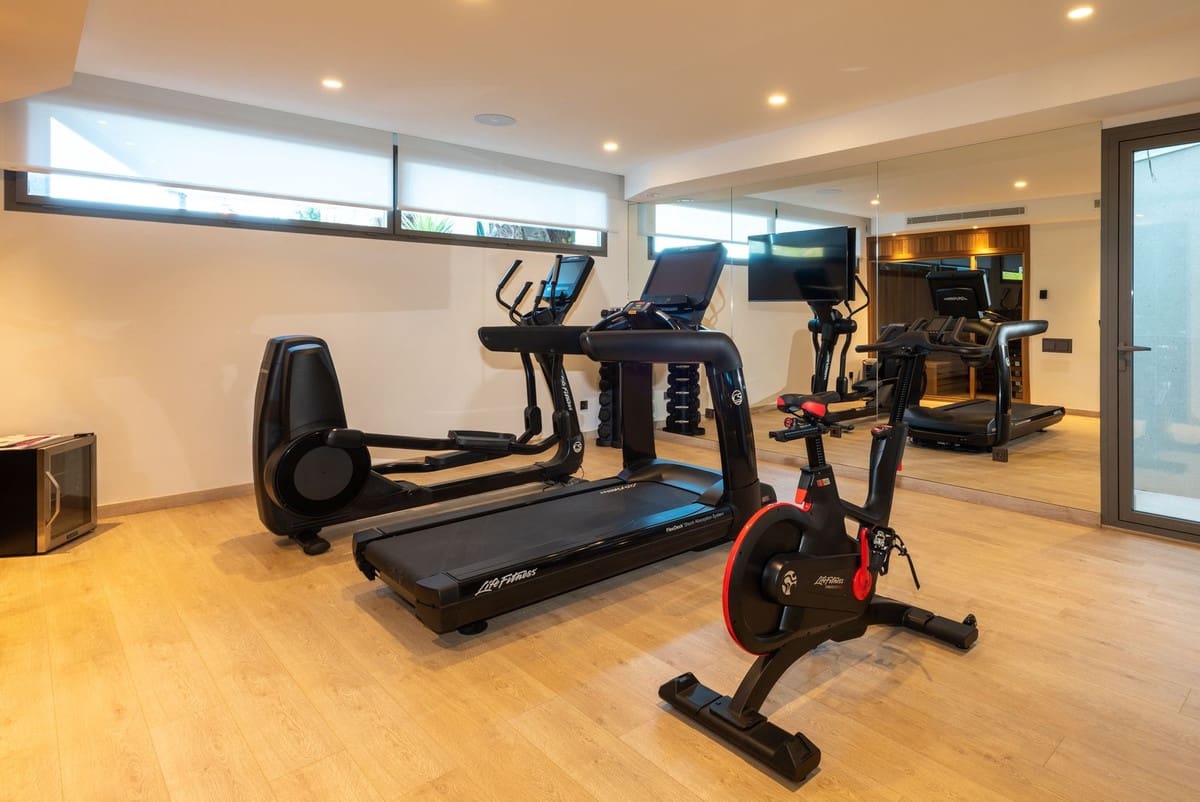 Chalet de 6 habitaciones en La Zagaleta en venta con piscina garaje - 11.600.000 € (Ref: 9298808)