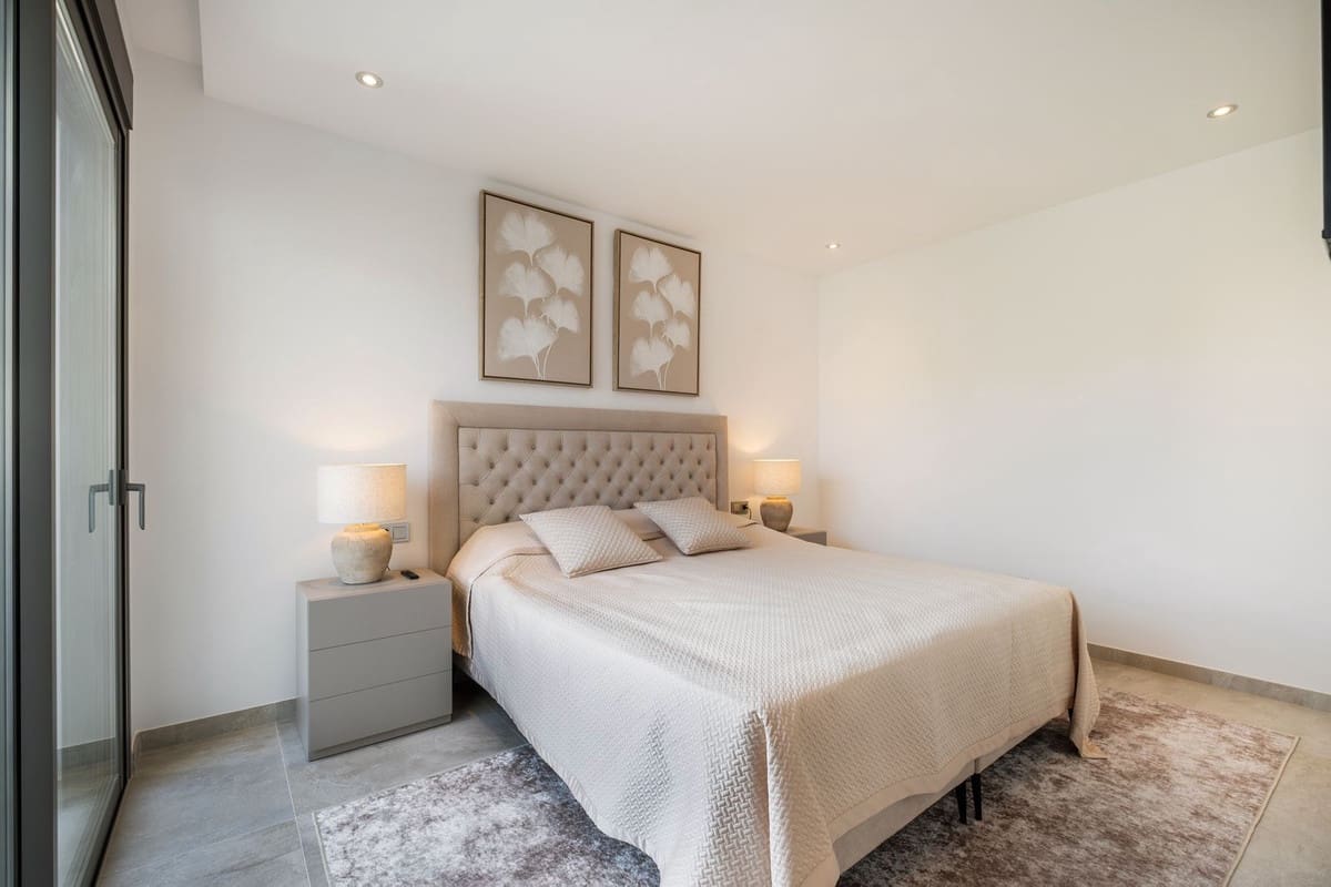 Chalet de 5 habitaciones en Golden Mile en venta con piscina garaje - 2.550.000 € (Ref: 9298812)