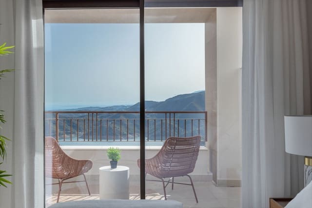 3 sovrum Hus till salu i Istán med pool garage - 620 000 € (Ref: 9311556)