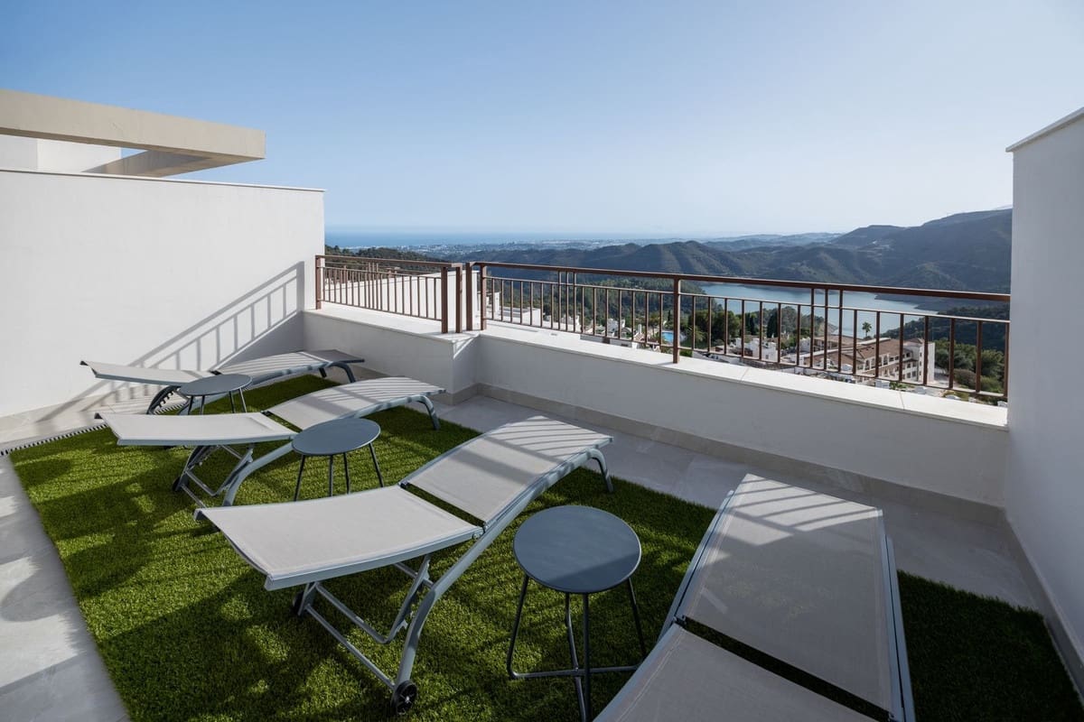 3 bedroom Townhouse for sale in Istan with pool garage - € 620,000 (Ref: 9311556)