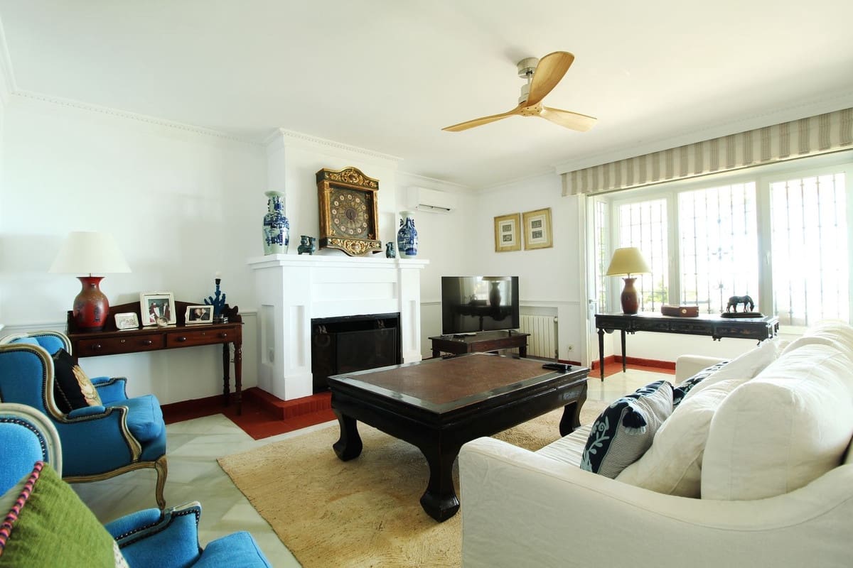 Chalet de 6 habitaciones en Guadalmina en venta con piscina garaje - 13.850.000 € (Ref: 9314644)