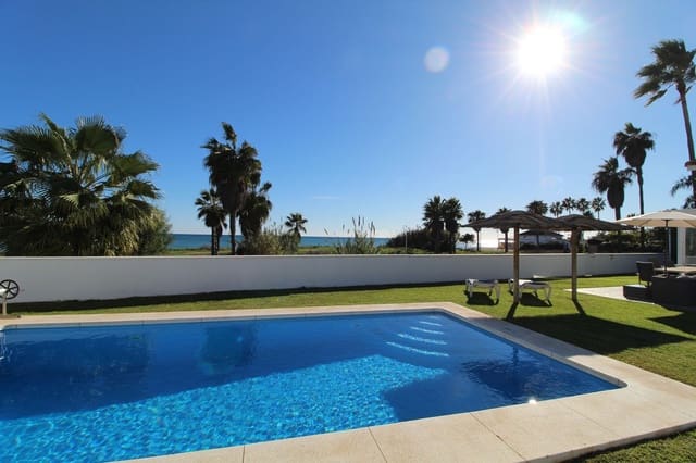 3 soveværelse Villa til salg i Estepona med swimmingpool garage - € 1.550.000 (Ref: 9438820)