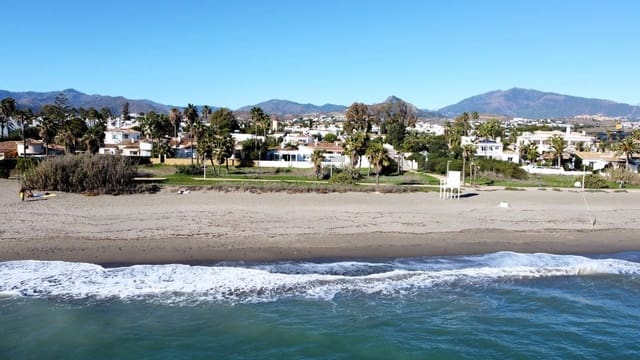 3 soveværelse Villa til salg i Estepona med swimmingpool garage - € 1.550.000 (Ref: 9438820)