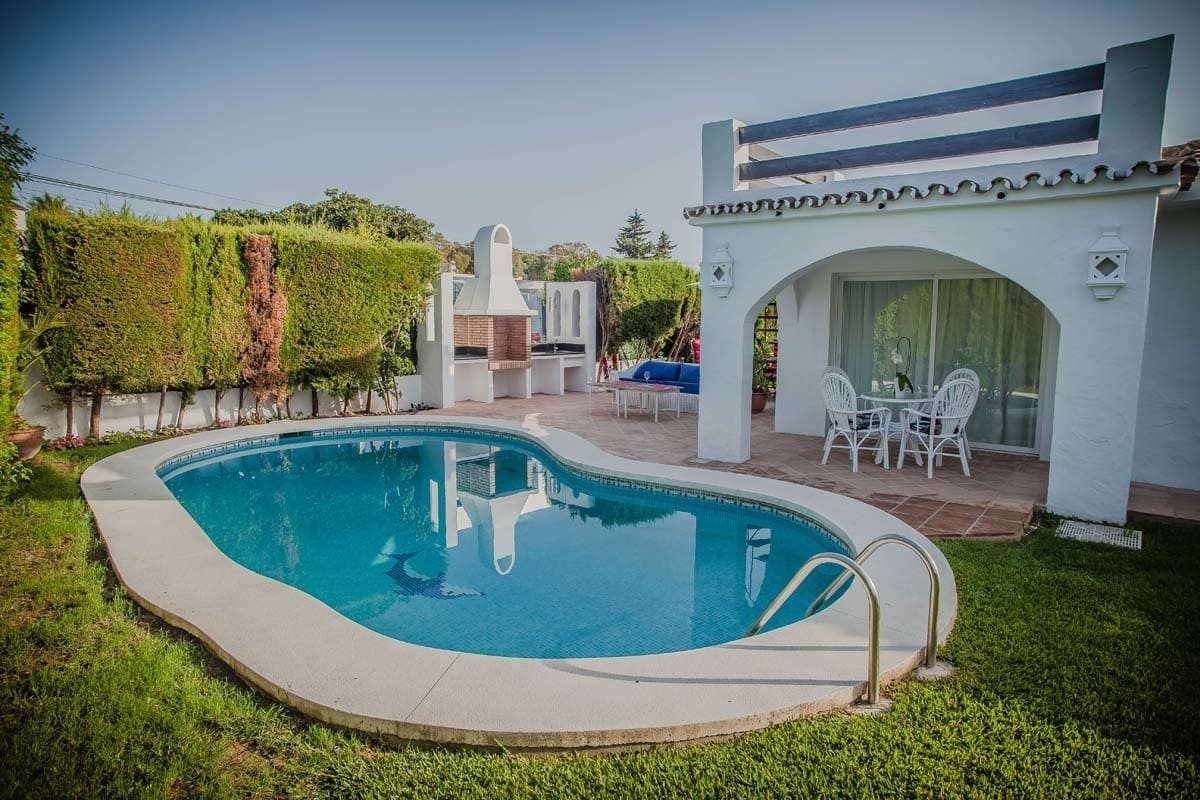 4 camera da letto Villa da affitare come casa vacanza in San Pedro de Alcantara con piscina garage - 3.500 € (Rif: 9473417)