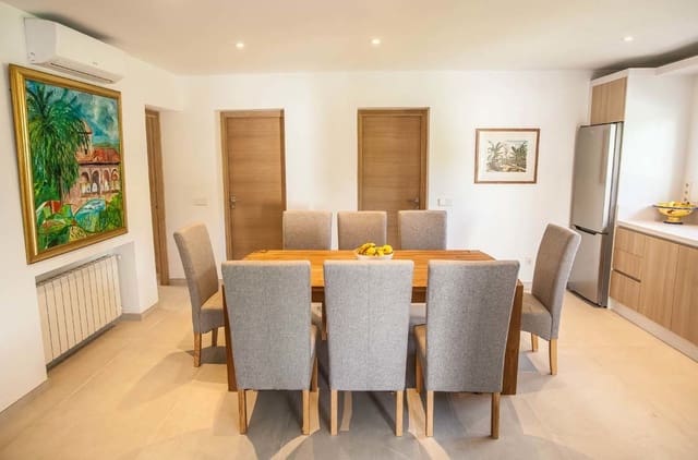 4 makuuhuone Huvila lomavuokrausta paikassa San Pedro de Alcantara, Marbella mukana uima-altaan 
autotalli - 3 500 € (Ref: 9473417)