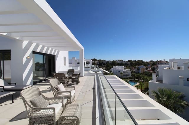 3 slaapkamer Penthouse te koop in Atalaya-Isdabe, Estepona met zwembad garage - € 998.500 (Ref: 9474467)