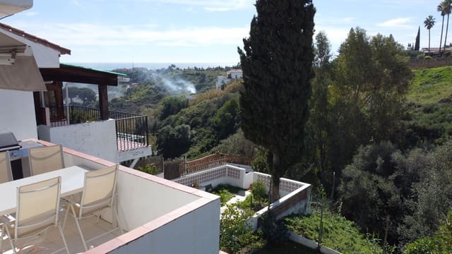 3 bedroom Townhouse for sale in New Golden Mile, Estepona with pool garage - € 399,000 (Ref: 9487150)