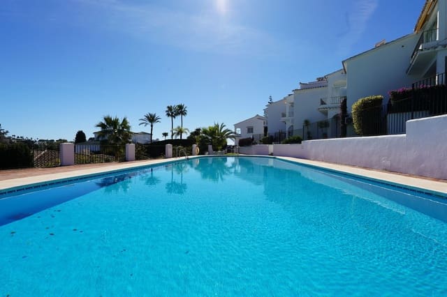 2 soverom Leilighet til salgs i El Paraiso, Estepona med svømmebasseng - € 439 000 (Ref: 9548964)