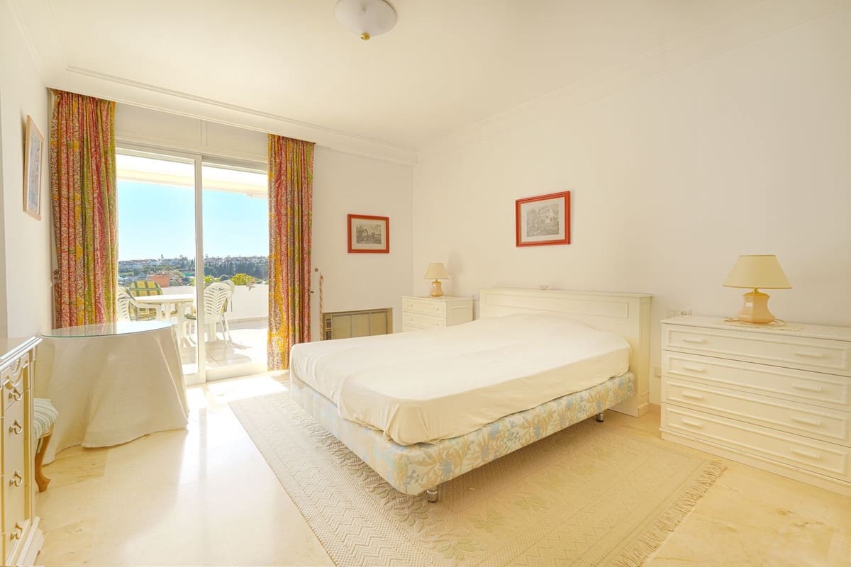 2 quarto Apartamento para venda em Guadalmina com piscina garagem - 565 000 € (Ref: 9631442)