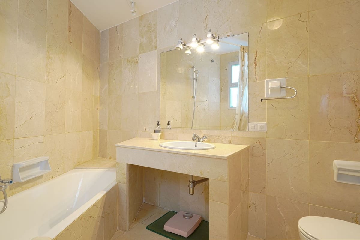 2 quarto Apartamento para venda em Guadalmina com piscina garagem - 565 000 € (Ref: 9631442)