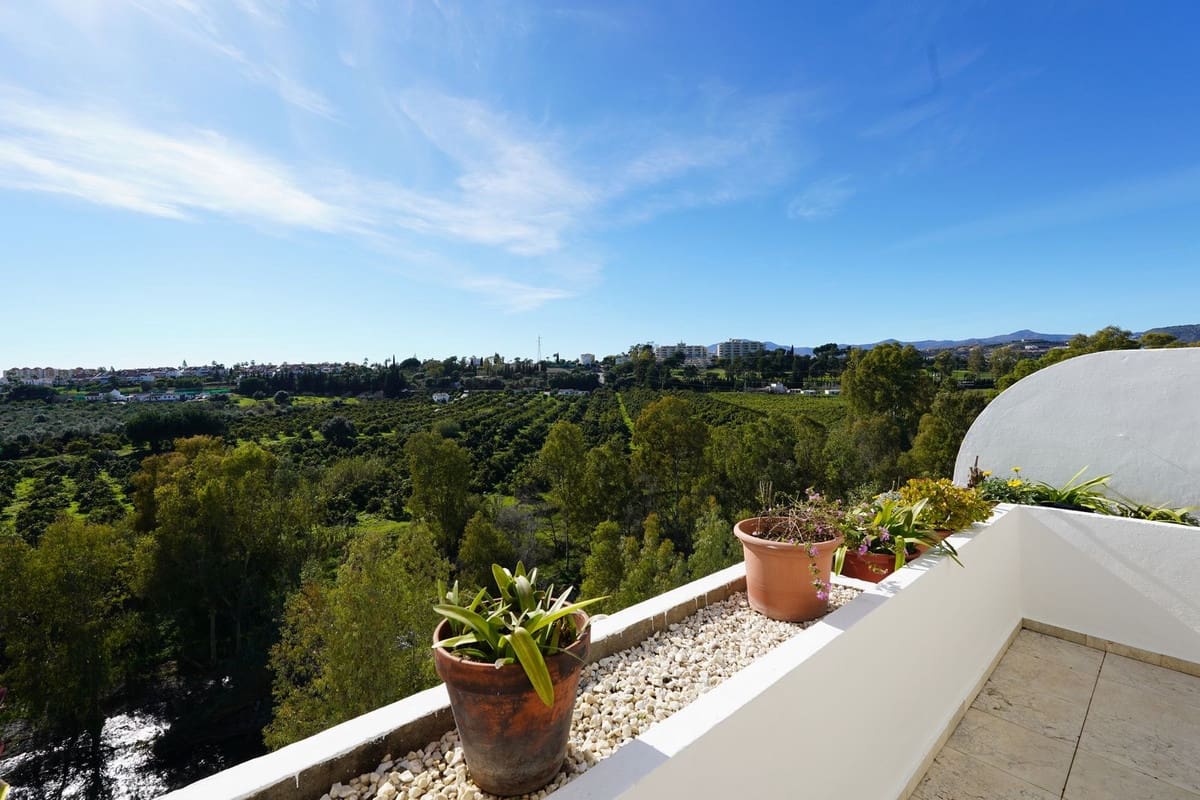 2 quarto Apartamento para venda em Guadalmina com piscina garagem - 565 000 € (Ref: 9631442)