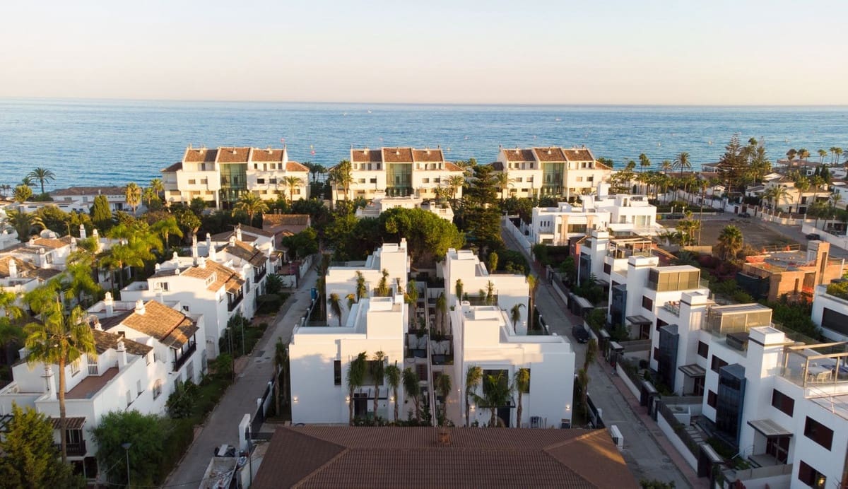 4 Zimmer Villa zu verkaufen in Puerto Banus mit Pool Garage - 3.500.000 € (Ref: 9641022)