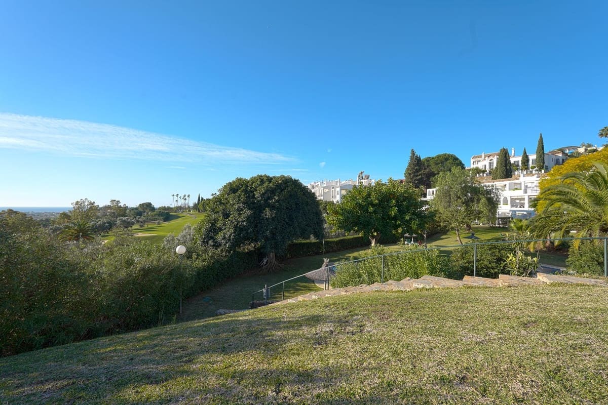 2 chambre Appartement à vendre à La Quinta avec piscine garage - 375 000 € (Ref: 9643325)