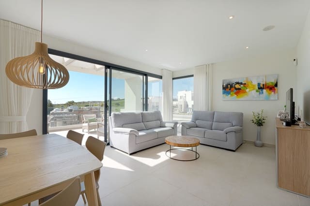3 quarto Penthouse para venda em Estepona com piscina garagem - 595 000 € (Ref: 9675974)