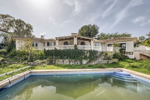 4 soveværelse Villa til salg i Benahavís med swimmingpool garage - € 2.600.000 (Ref: 9679135)