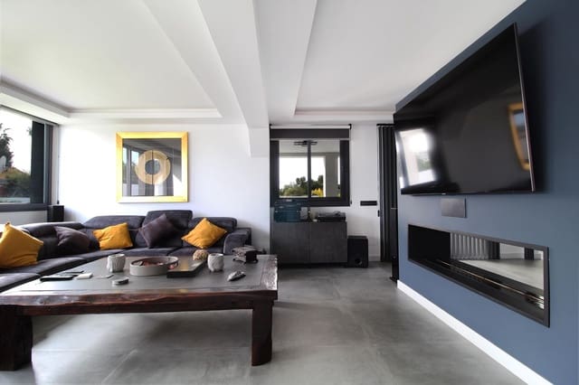 3 chambre Villa/Maison à vendre à San Pedro de Alcantara, Marbella avec piscine garage - 2 450 000 € (Ref: 9699250)
