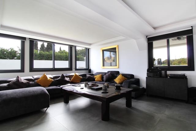 3 chambre Villa/Maison à vendre à San Pedro de Alcantara, Marbella avec piscine garage - 2 450 000 € (Ref: 9699250)