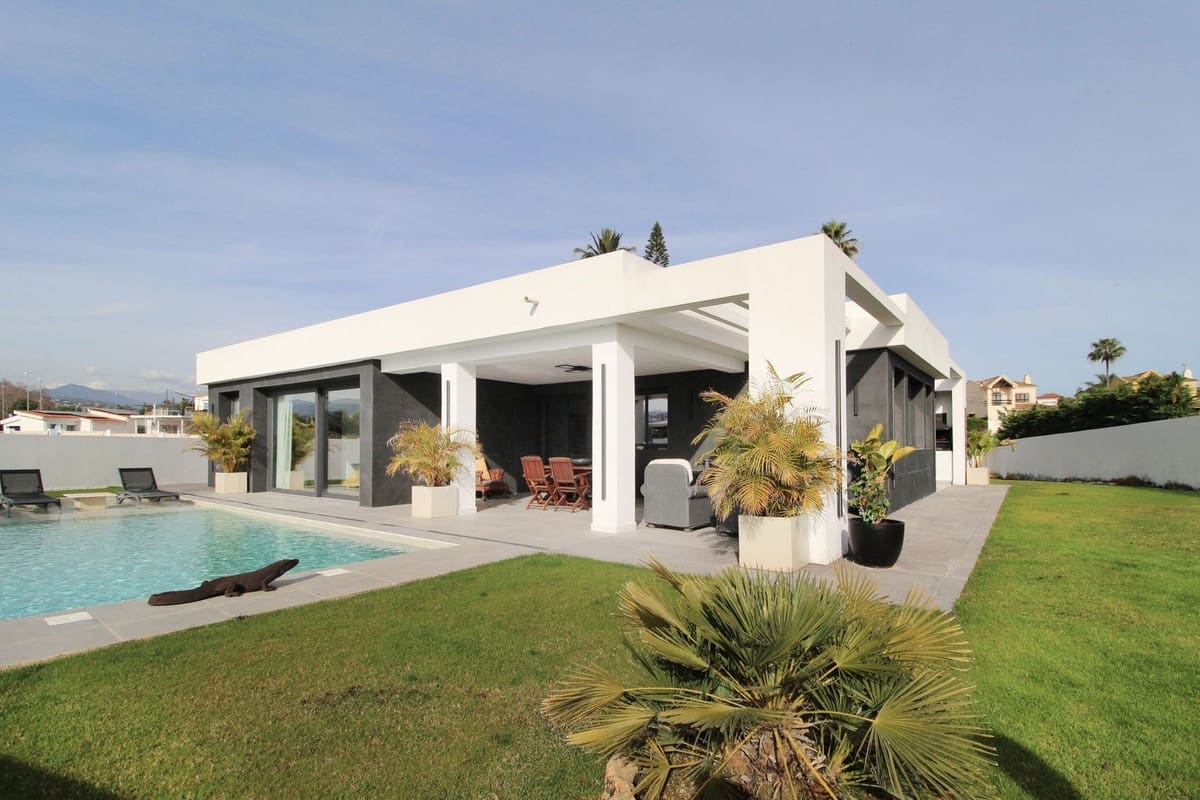 3 chambre Villa/Maison à vendre à San Pedro de Alcantara avec piscine garage - 2 450 000 € (Ref: 9699250)