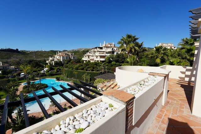 Ático de 3 habitaciones en Benahavís en venta con piscina garaje - 975.000 € (Ref: 9708127)