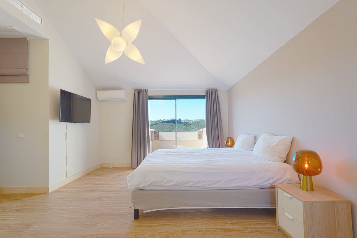 3 soveværelse Penthouse til salg i Benahavis med swimmingpool garage - € 940.000 (Ref: 9708127)