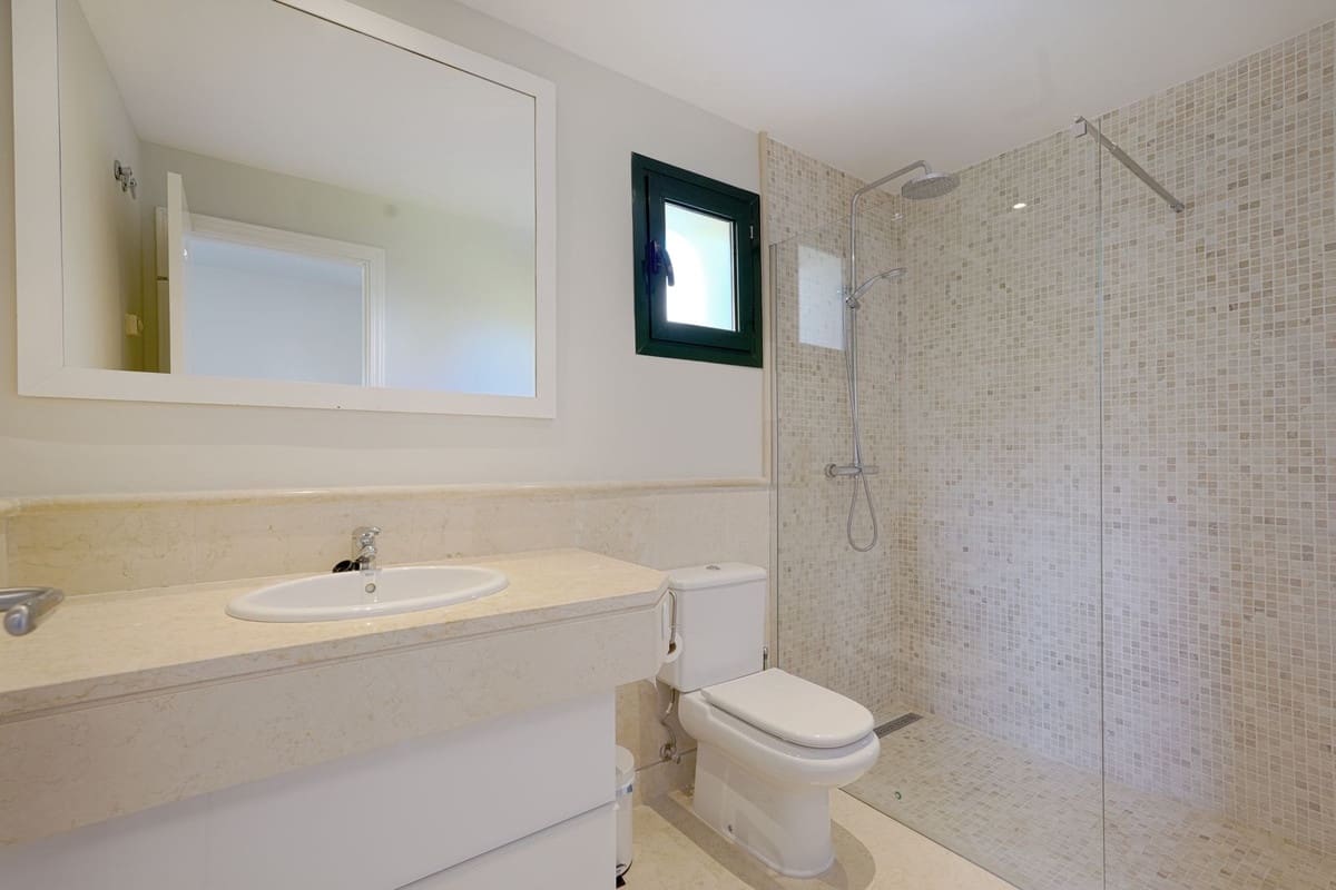 3 soveværelse Penthouse til salg i Benahavis med swimmingpool garage - € 940.000 (Ref: 9708127)