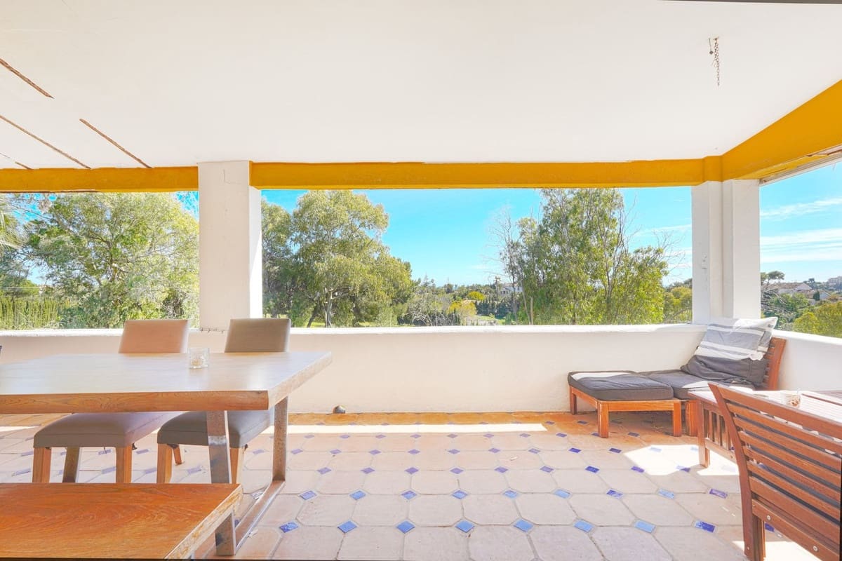 6 quarto Moradia para venda em San Pedro de Alcantara com piscina garagem - 1 140 000 € (Ref: 9709086)