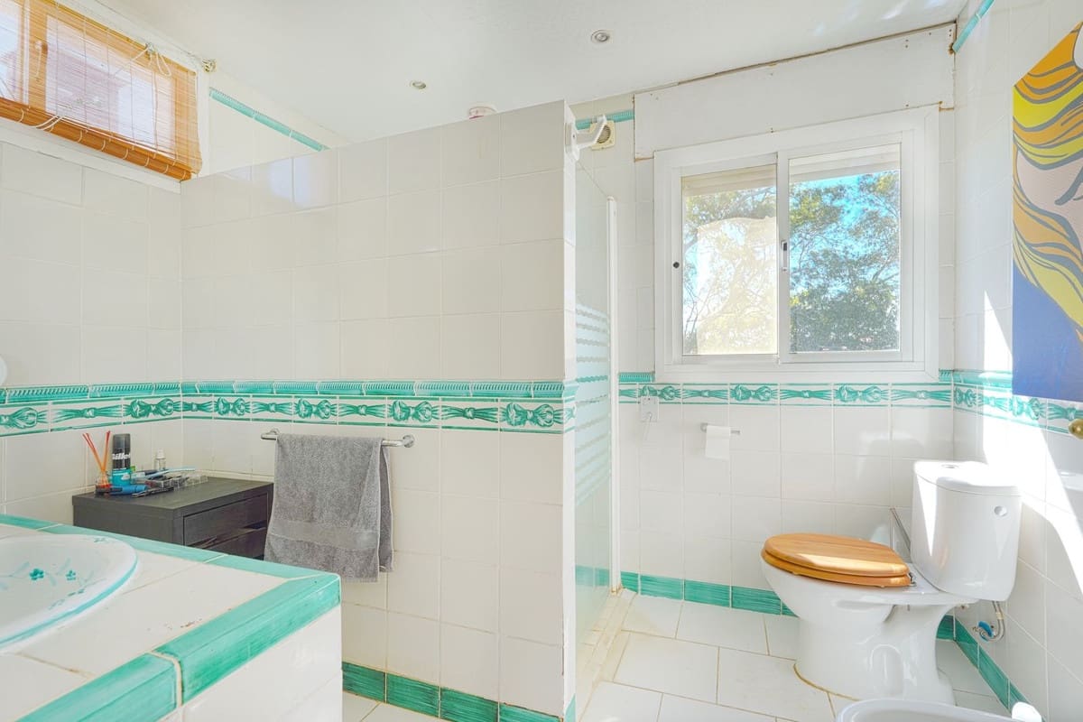 6 quarto Moradia para venda em San Pedro de Alcantara com piscina garagem - 1 140 000 € (Ref: 9709086)