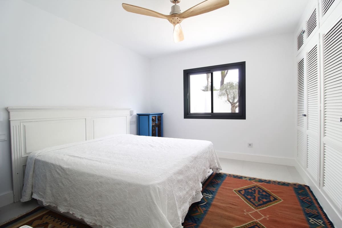 7 sovrum Villa till salu i Guadalmina med pool garage - 10 500 000 € (Ref: 9750884)