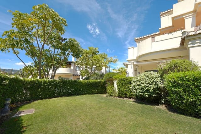 2 sovrum Lägenhet till salu i Benahavís med pool garage - 625 000 € (Ref: 9770879)