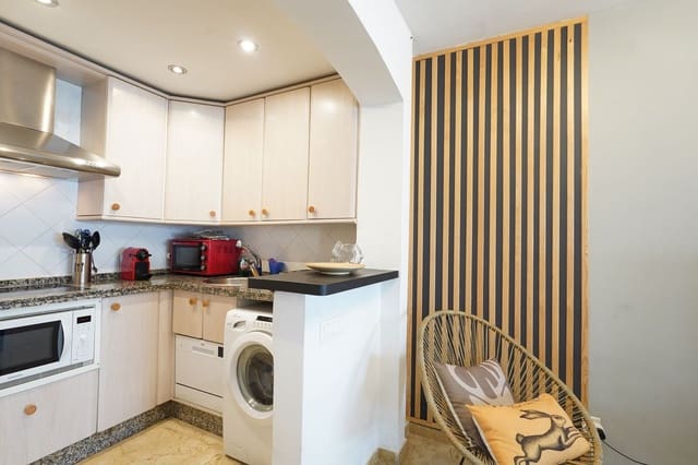 1 chambre Appartement de Plage à vendre à Benamara, Estepona avec piscine - 325 000 € (Ref: 9860825)