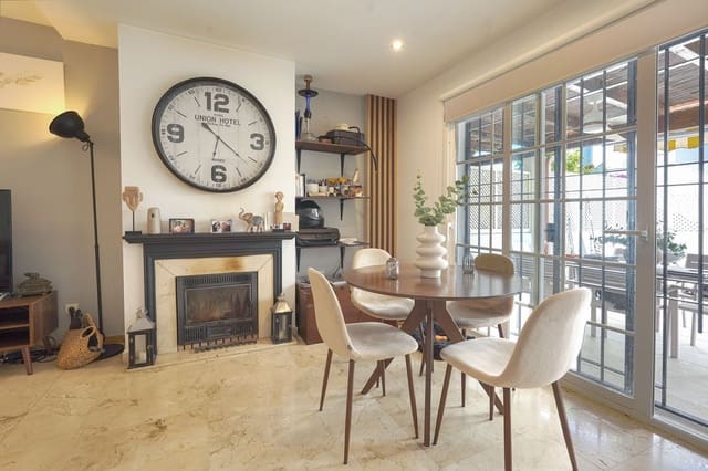 1 sovrum Strandlägenhet till salu i Benamara, Estepona med pool - 325 000 € (Ref: 9860825)