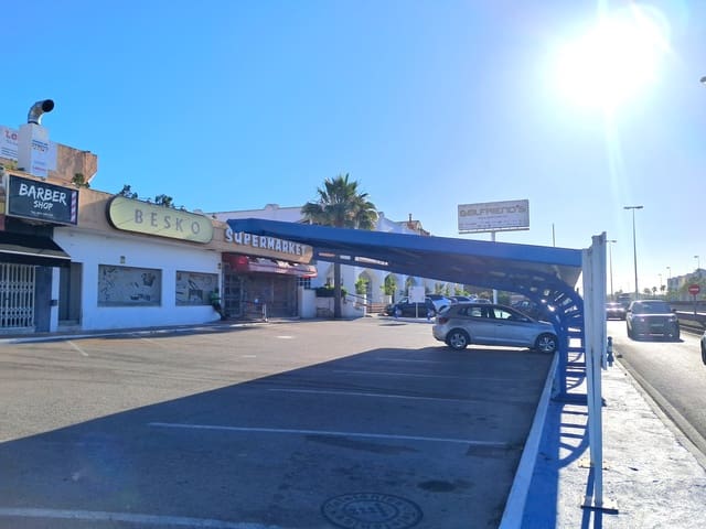 Erhverv til salg i Estepona med garage - € 2.050.000 (Ref: 10057290)