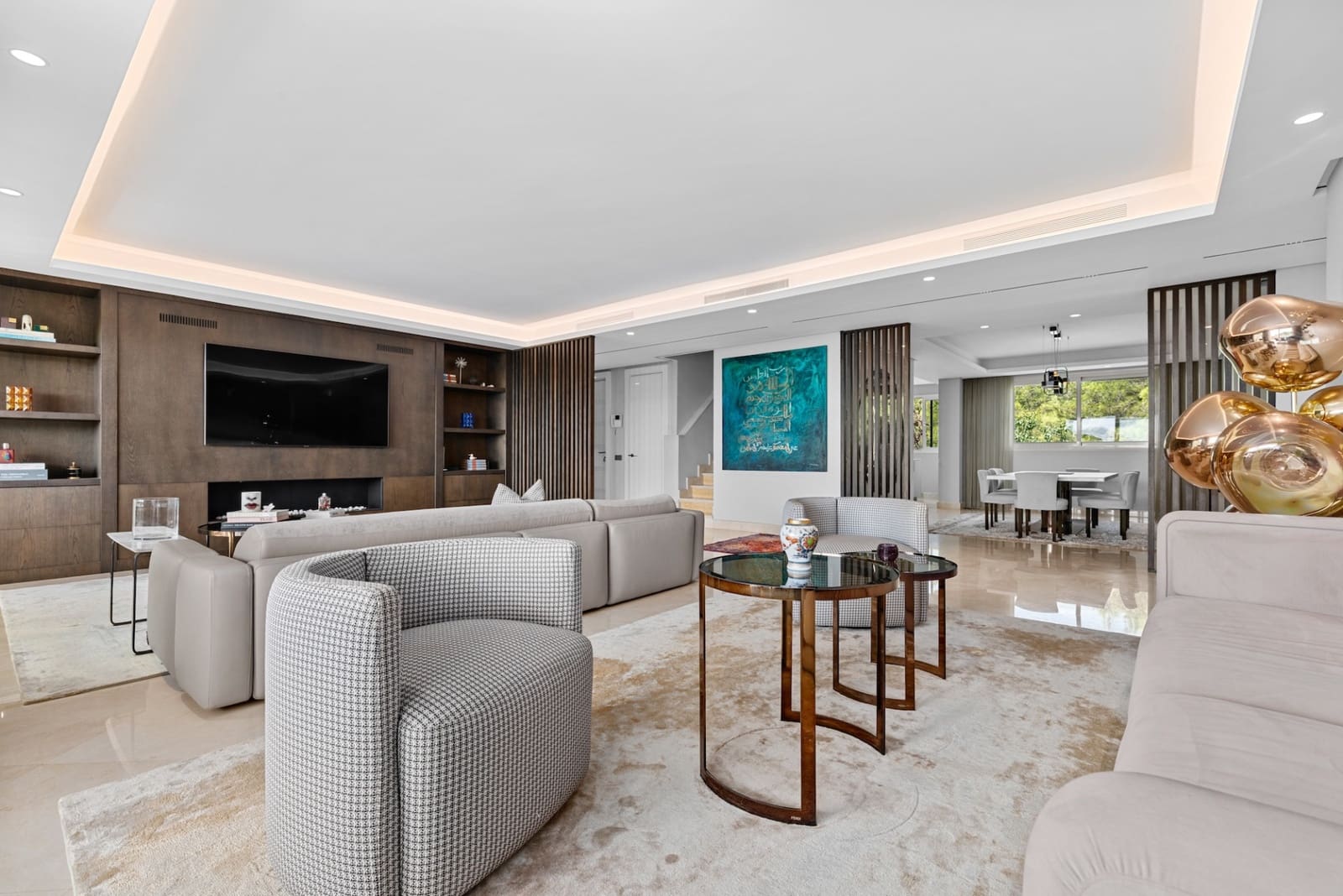 3 bedroom Penthouse for sale in Marbella with pool garage - € 7,500,000 (Ref: 10135246)
