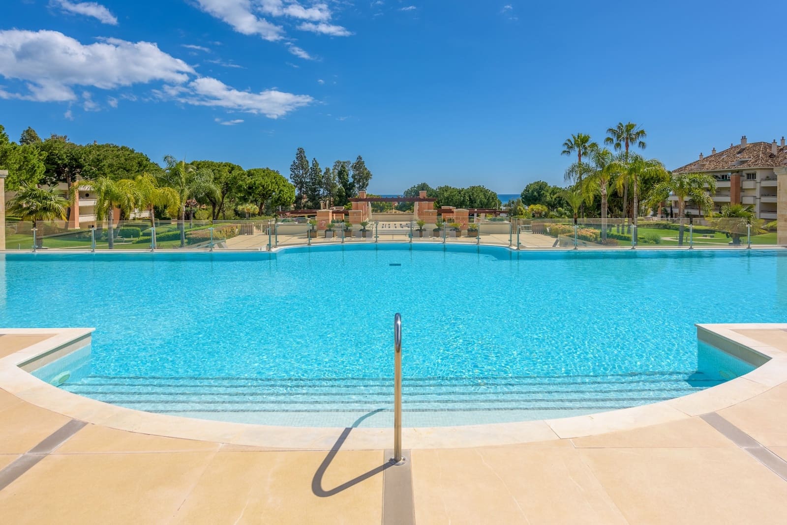 3 bedroom Penthouse for sale in Marbella with pool garage - € 7,500,000 (Ref: 10135246)