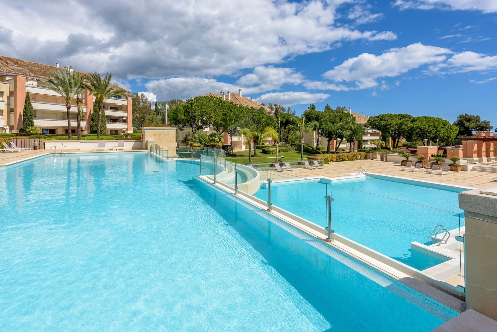 3 bedroom Penthouse for sale in Marbella with pool garage - € 7,500,000 (Ref: 10135246)